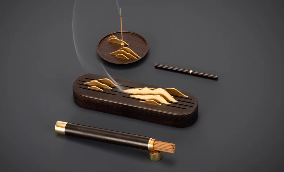 Incense Anchors: 15-Min Ritual for Focus (Agarwood) & Sleep (Sandalwood)